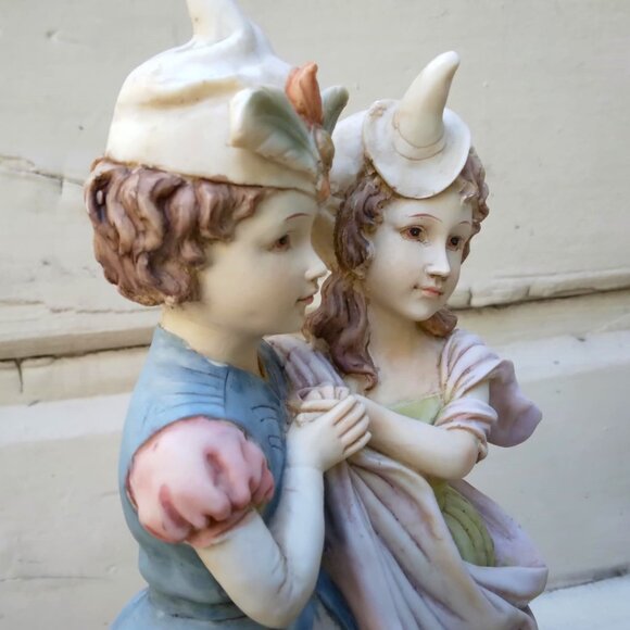 Vintage Heavy Duty Poly Resin Victorian Courting/Dancing Young Romantic Couple - Picture 5 of 10